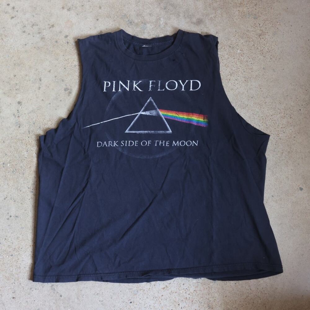 Pink Floyd Dark Side of the Moon Distressed Cutoff Muscle Tank L/XL